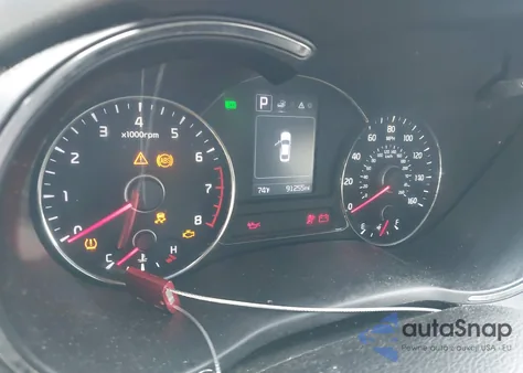 2018 Kia Forte Lx из США, поврежденный, VIN 3KPFL4A7XJE248415